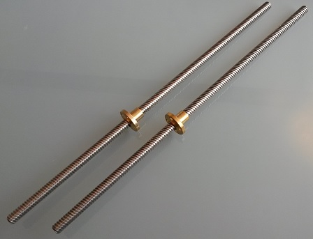 Trapézové tyče 2ks včetně matic - 400mm